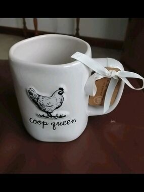 Rae Dunn Farmline "COOP QUEEN" Chicken Coffee Tea Mug Farmhouse 3D Chicken NEW